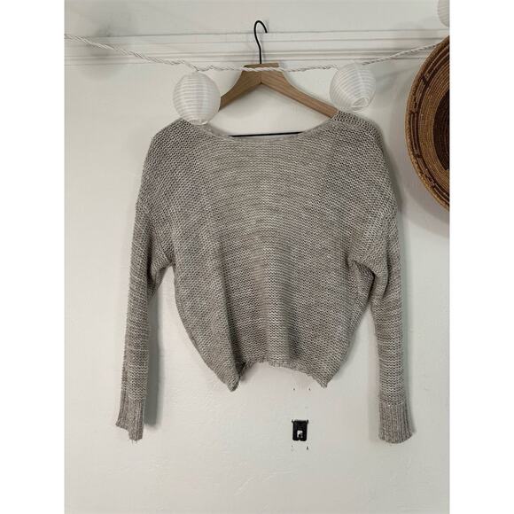 Abound Women's Beige Knotted Front Cropped V-Neck Sweater Size S - Picture 2 of 3